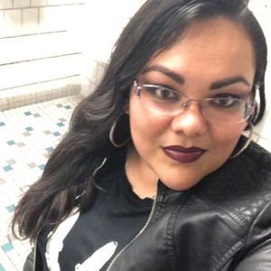 Meet your Posher, Edith